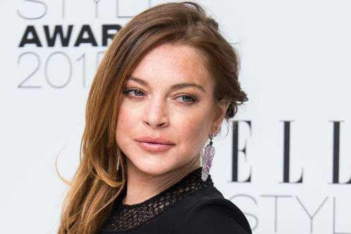 В Сети появились шокирующие фото Линдси Лохан в купальнике