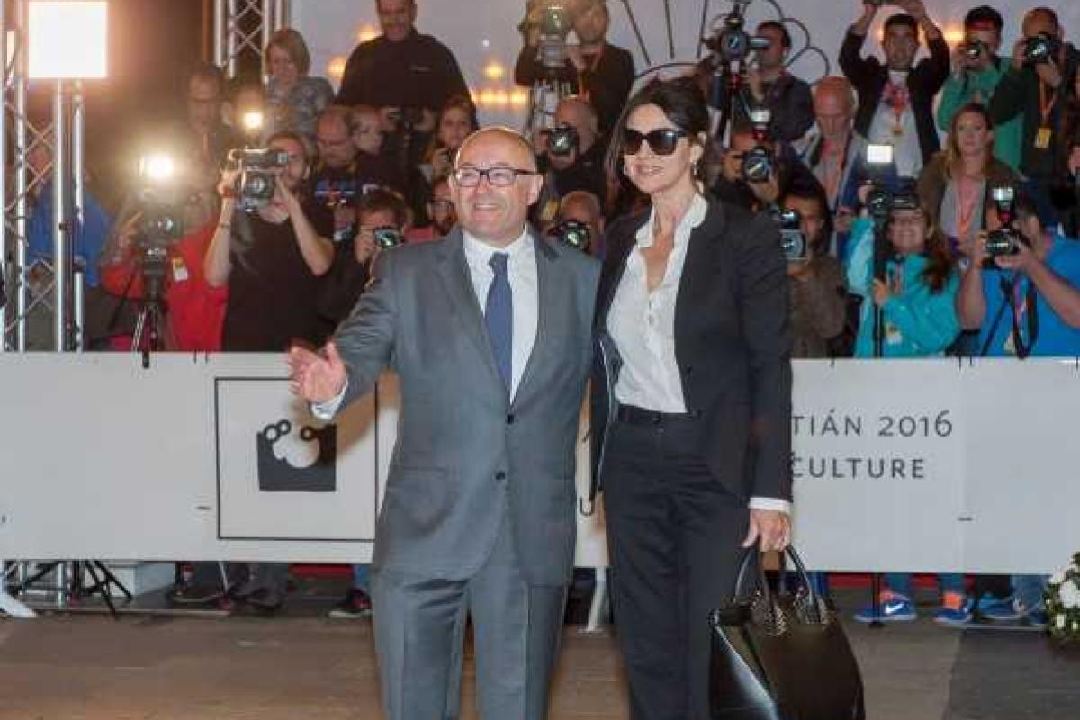 Моника Беллуччи восхитила сексуальным образом Моника Беллуччи восхитила сексуальным образом