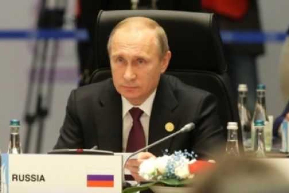 Путин плетет интриги против западных лидеров, тем самым обманывая себя - политолог Путин плетет интриги против западных лидеров, тем самым обманывая себя - политолог