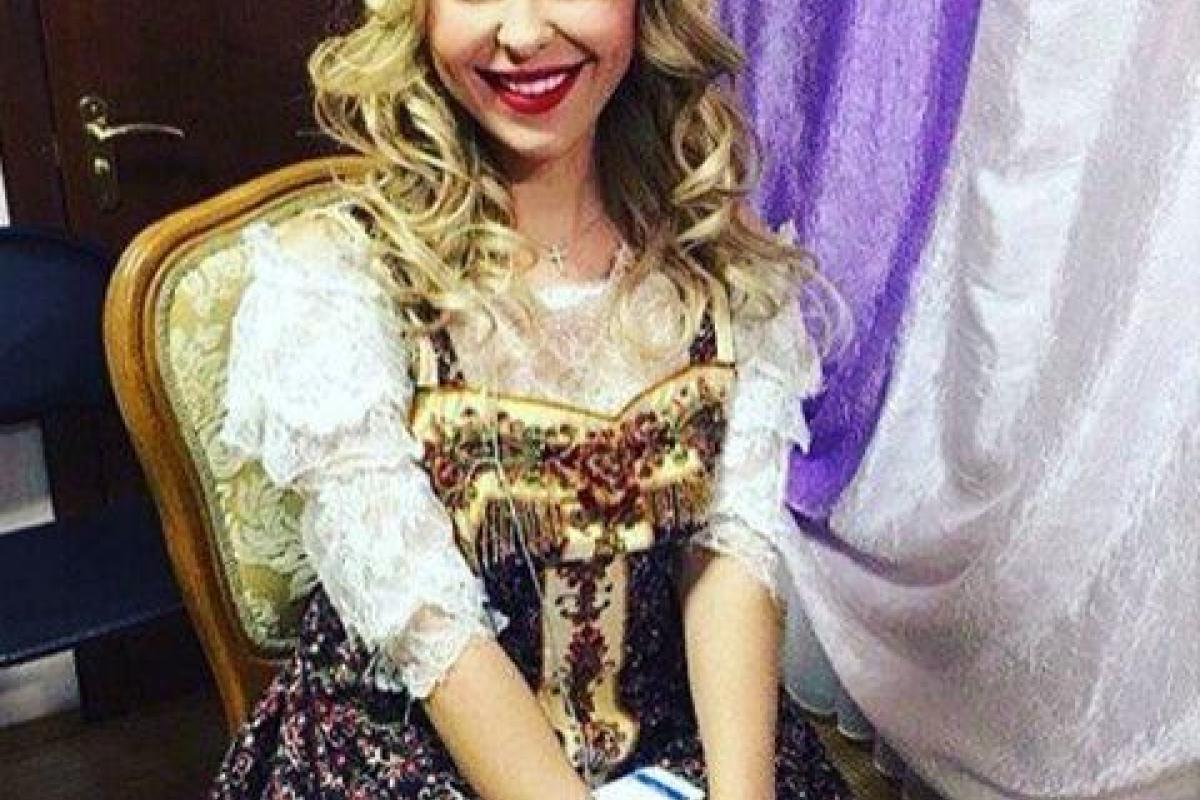 Беременная Пелагея променяла шоу «Голос» на веселую вечеринку