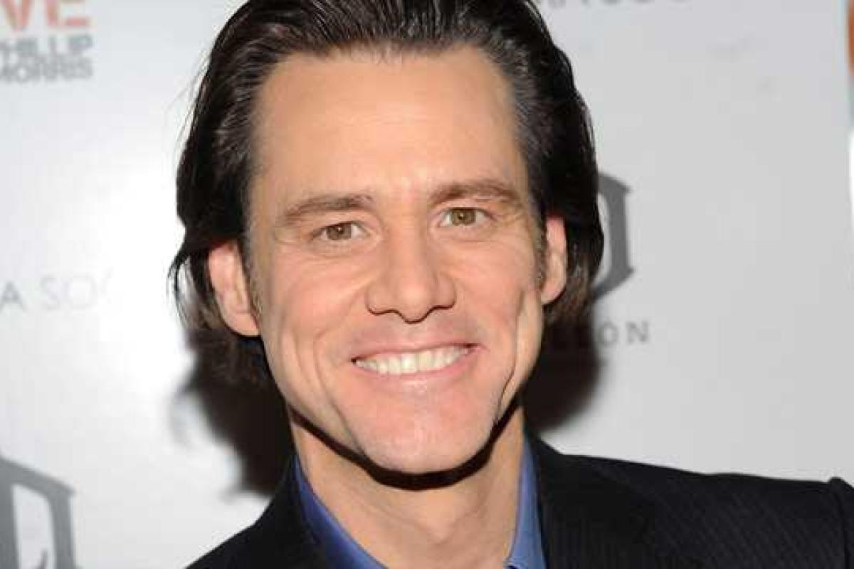 Джима Керри обвинили в причастности к смерти его девушки Джима Керри обвинили в причастности к смерти его девушки