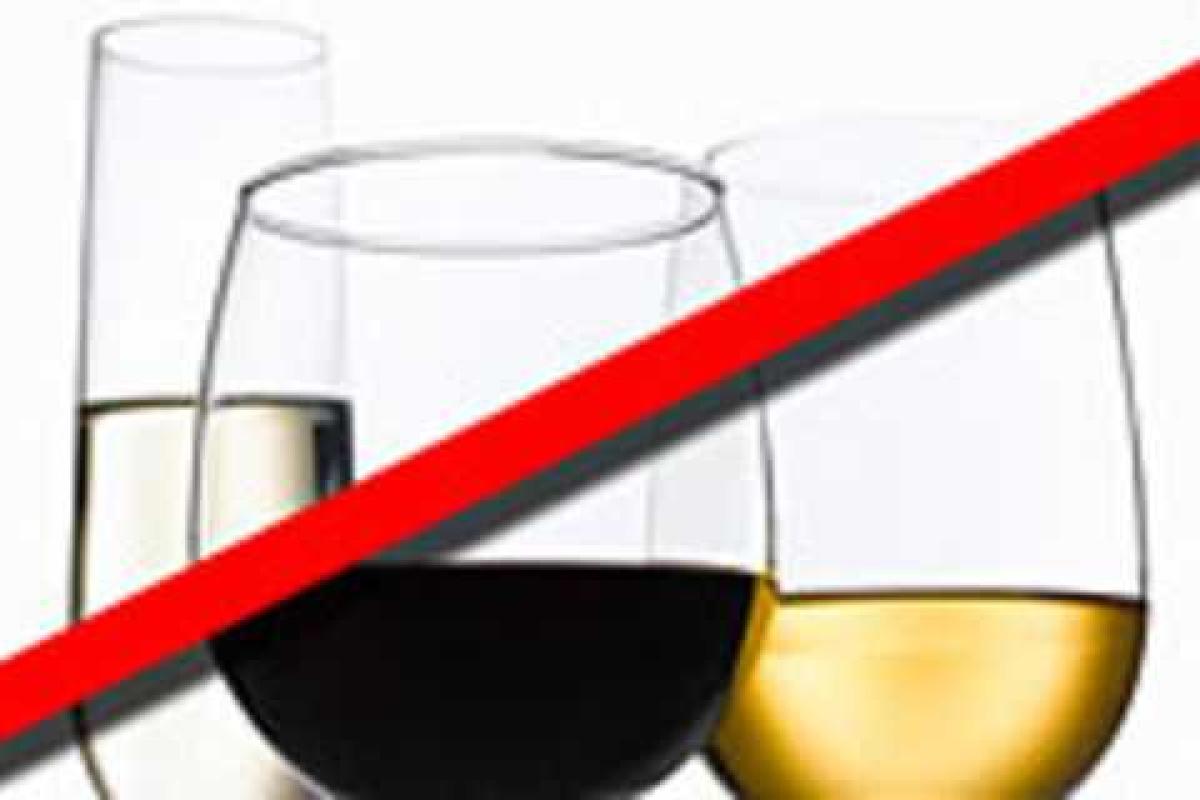 В Киеве "сухой закон" сравнили с проституцией