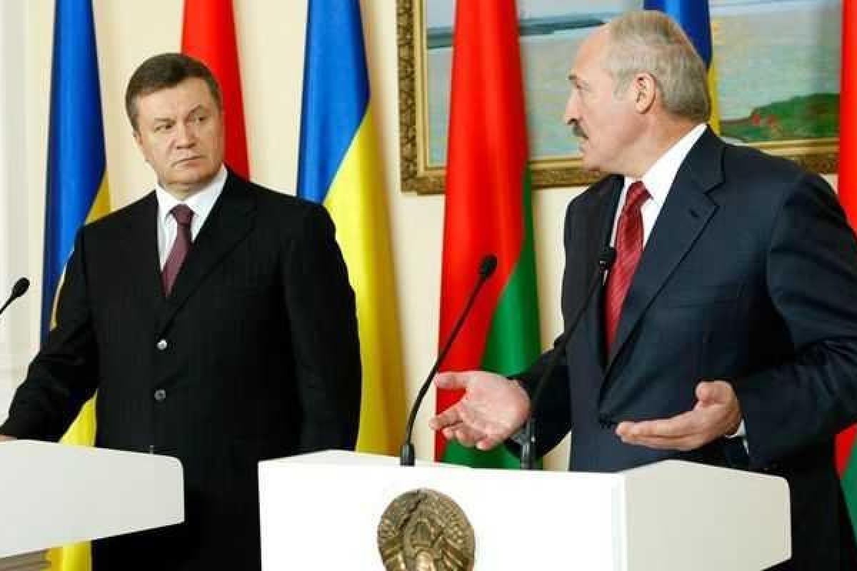 Лукашенко пойдет по стопам Януковича - мнение