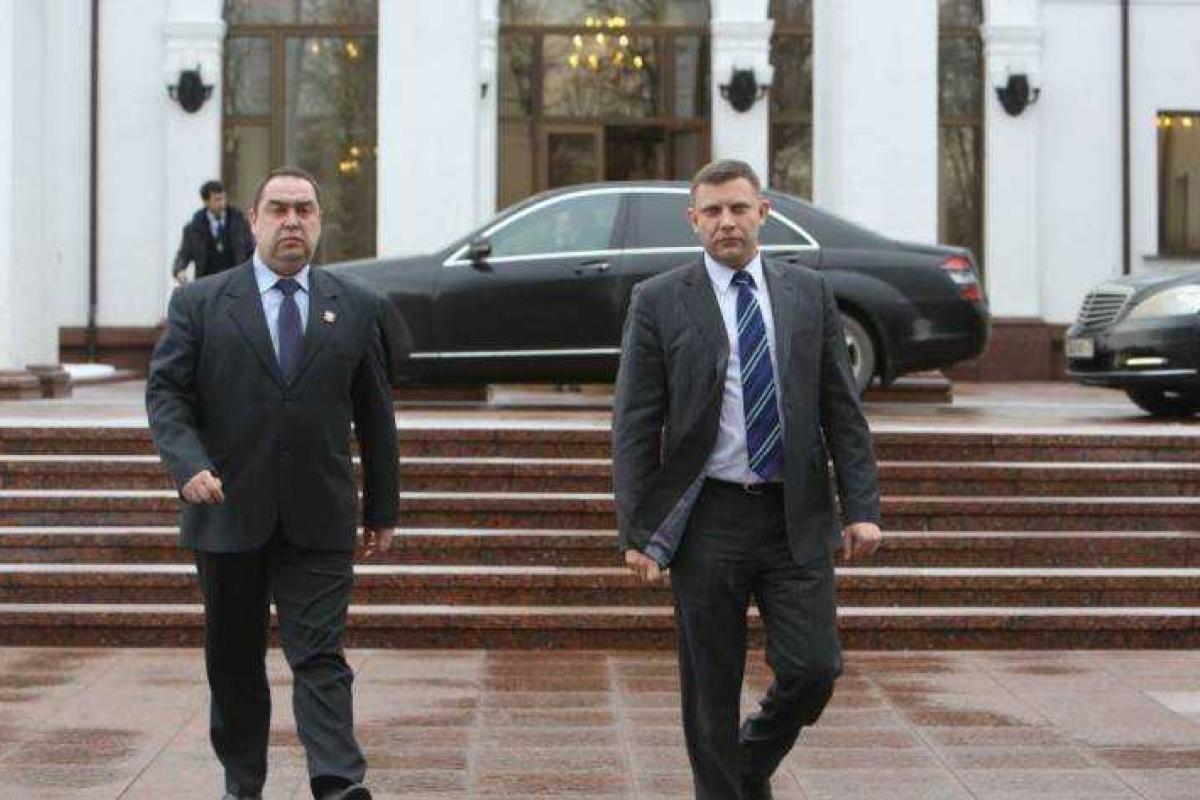 В "ЛНР" Плотницкий назвал смерть боевика Моторолы "началом войны" В "ЛНР" Плотницкий назвал смерть боевика Моторолы "началом войны"