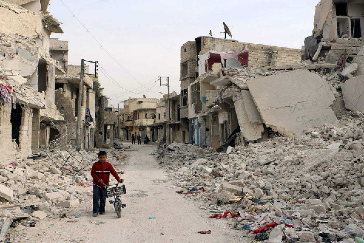 Евросоюз вводит первые санкции по сирийскому Алеппо, - СМИ Евросоюз вводит первые санкции по сирийскому Алеппо, - СМИ