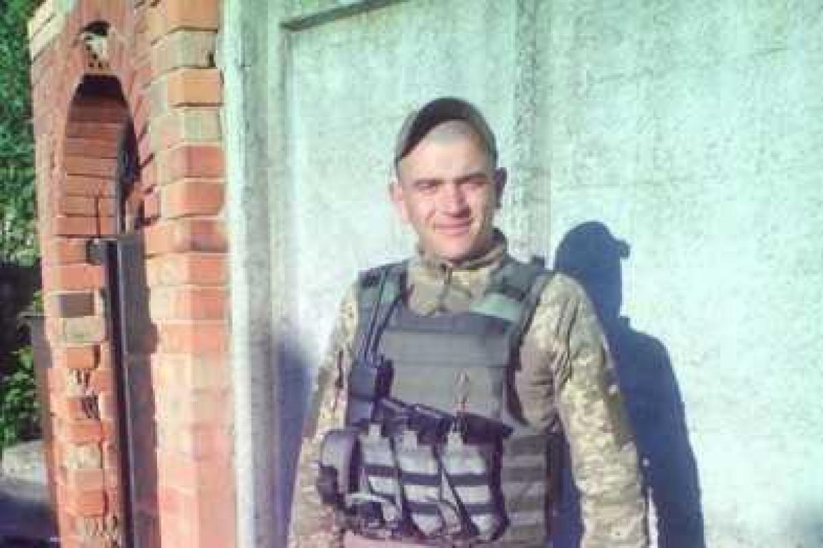 Стало известно имя второго военного, погибшего под Мариуполем: ему было всего 28 лет  