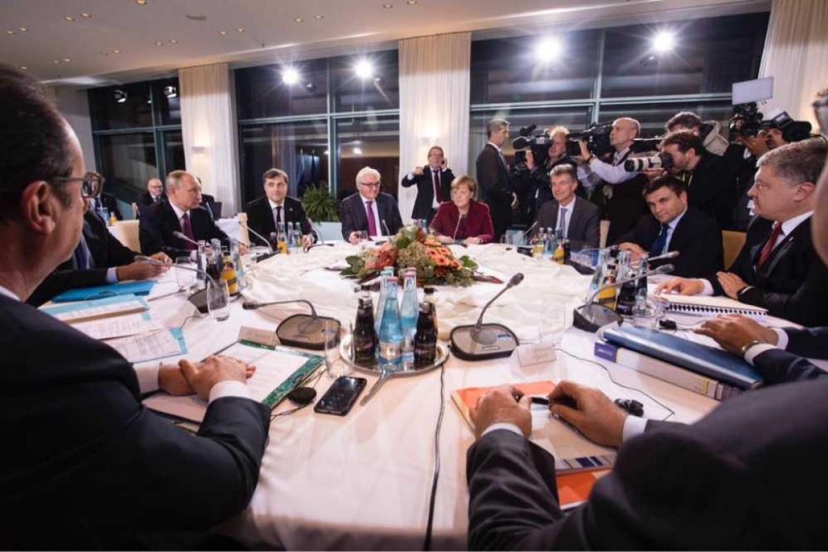 "Про Крым можно забыть, а Донбасс превращается в настоящее Приднестровье" - блогер о переговорах «нормандской четвёрки» 