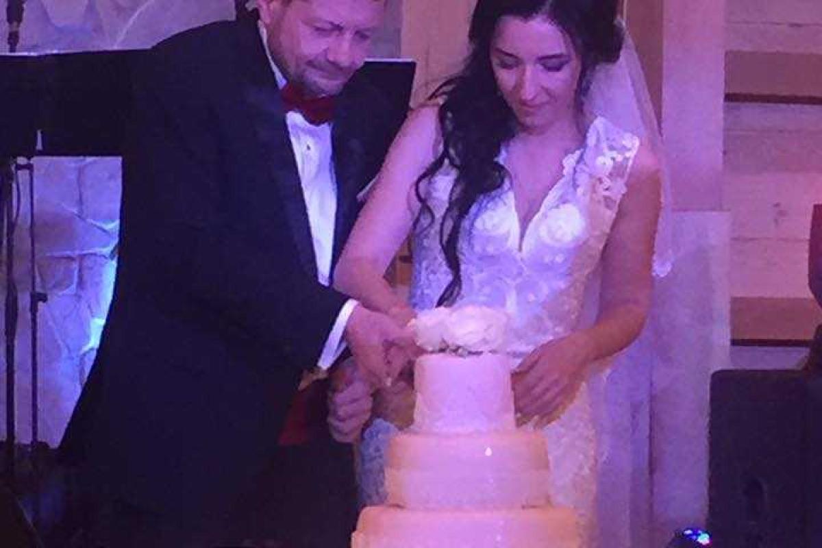 Мосийчук обиделся на журналистов, которые написали, что его жена "любит кобеля"