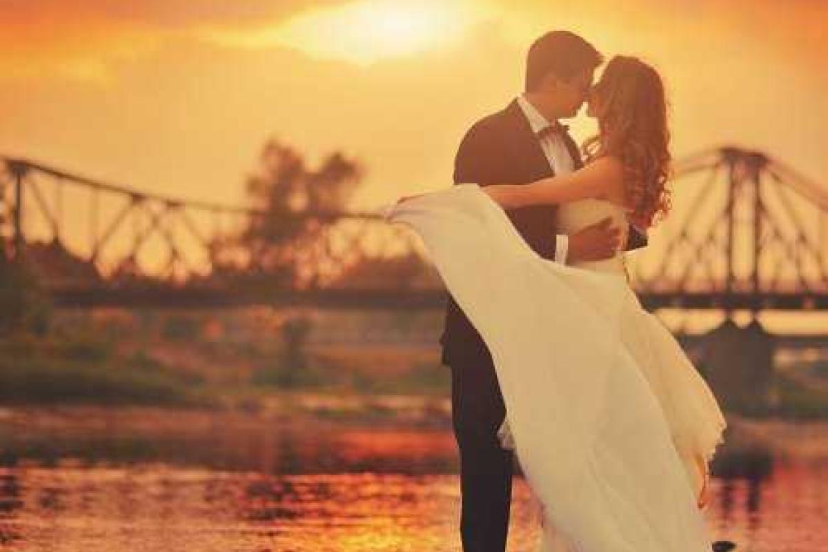 Ученые рассказали, что любовь возникает после 4-х свиданий 