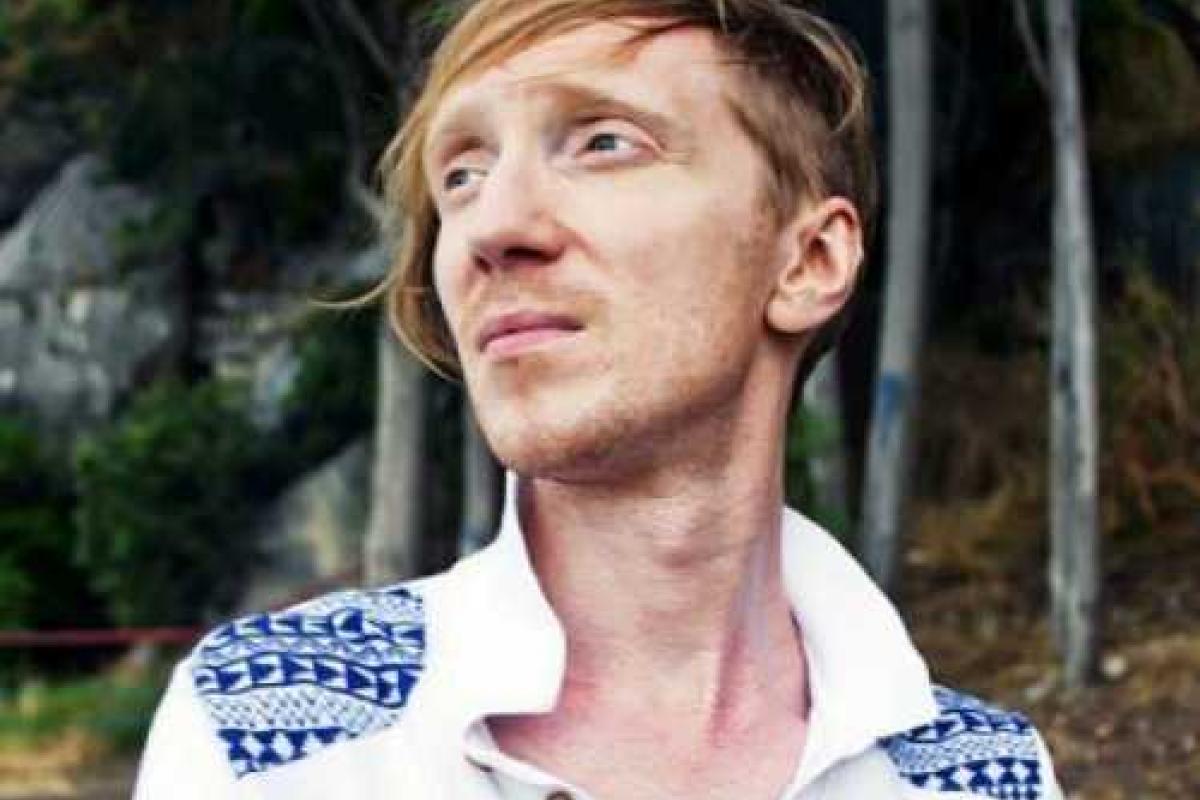 Cолист группы «Братья Гримм» рассказал о смене пола