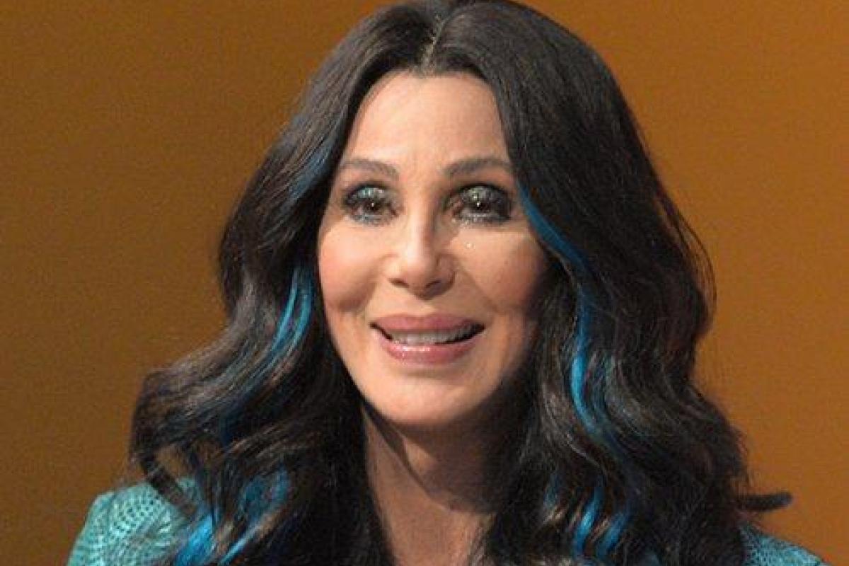 Певица Шер внезапно решила уйти со сцены