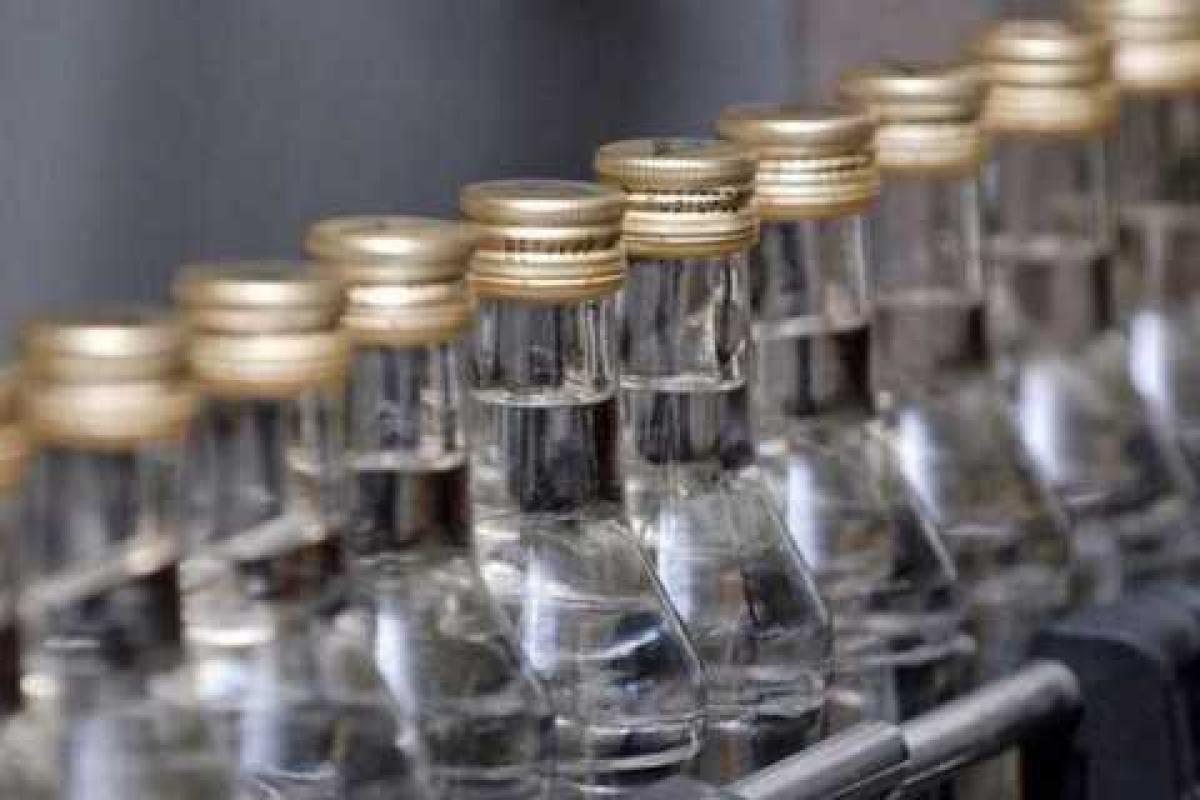 Суррогатный алкоголь продолжает убивать: данные по состоянию на 4 октября Суррогатный алкоголь продолжает убивать: данные по состоянию на 4 октября
