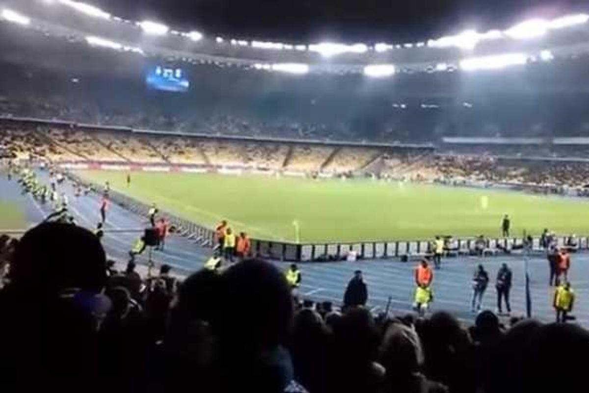 Ультрас "Динамо" спели кричалку про Моторолу