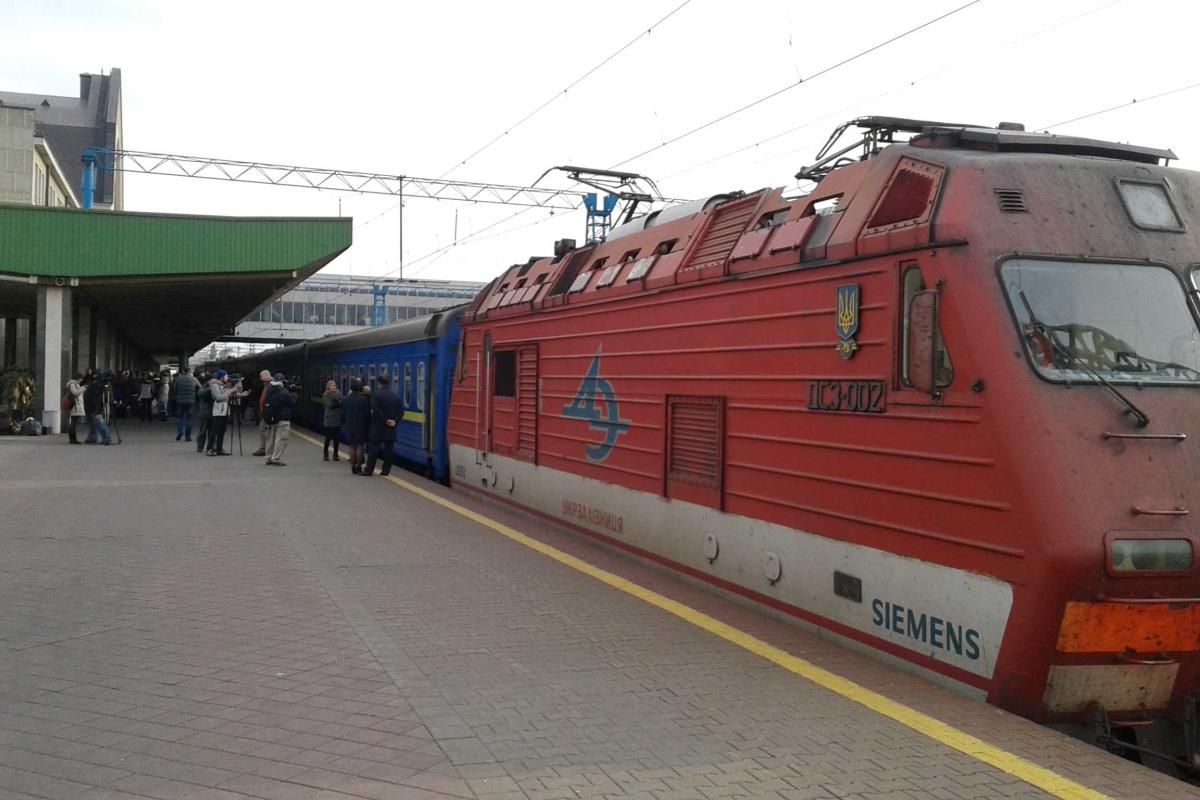 Донбасс едет на Западную Украину