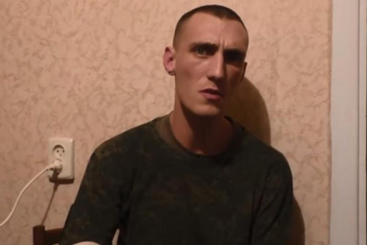 Бойовик, що залишився без ніг, скаржиться на мізерну пенсію і 2 роки чекає милиці