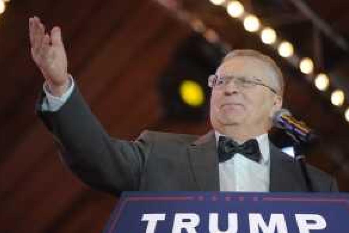 В России Жириновский шантажирует американцев: либо вы выбираете Трампа, либо получите ядерную войну