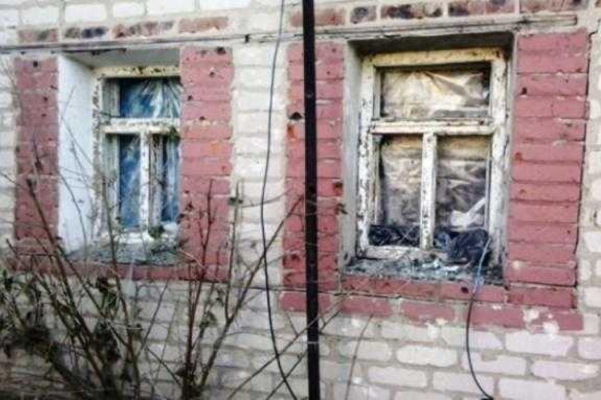 Боевики обстреляли жилой квартал Авдеевки: повреждены 4 дома