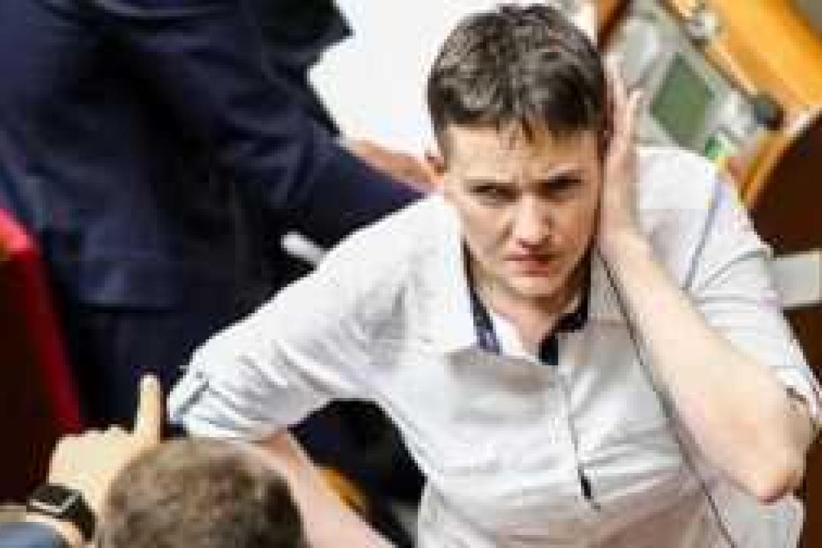 Савченко демонстративно сорвала заседание комитета ВР во время утверждения бюджета армии