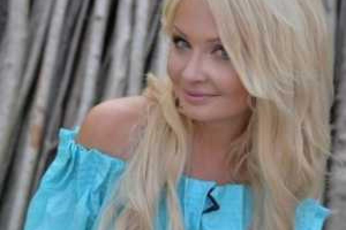 Дарья Пынзарь напугала поклонников своим макияжем