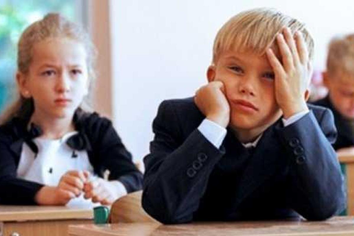 Скандал в Мариуполе: школьники учат стихи о "великой России" Скандал в Мариуполе: школьники учат стихи о "великой России"