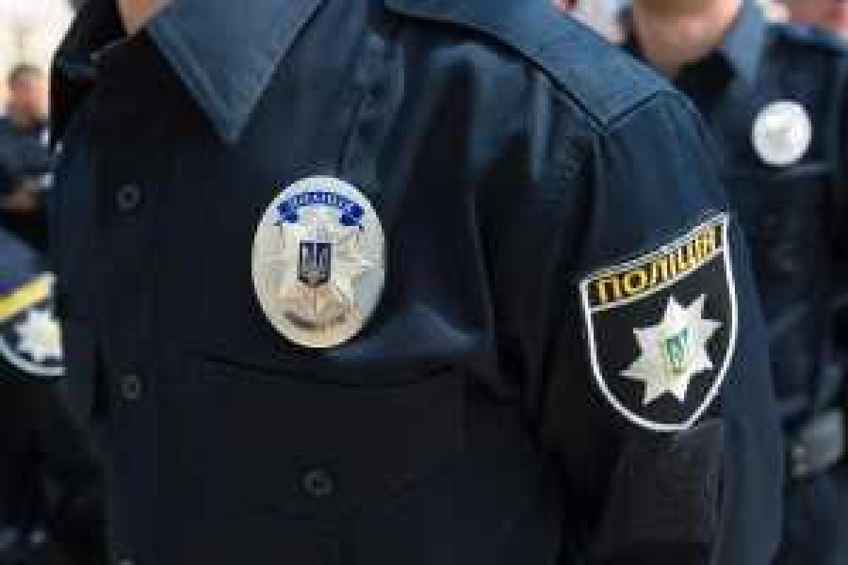 Шокирующий случай в оперном театре Днепра: фанатка "русского мира" ударила молотком бойца АТО