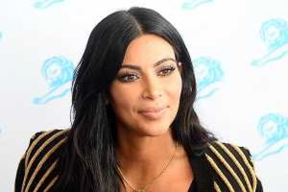 На Ким Кардашьян в Париже напали грабители: звезда лишилась миллионного состояния