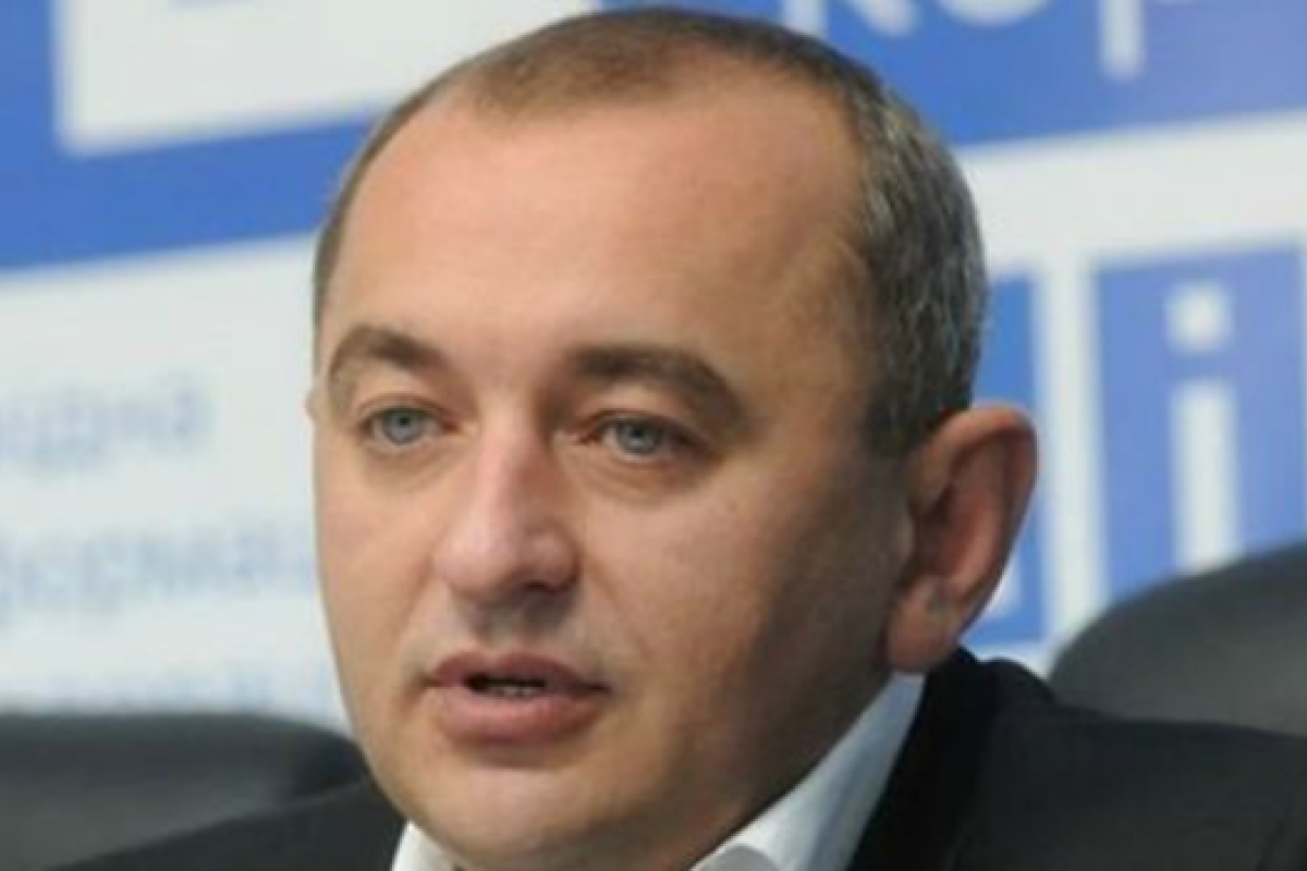 Матиос заявил, что Интерпол прикрывает Януковича и его "семью"