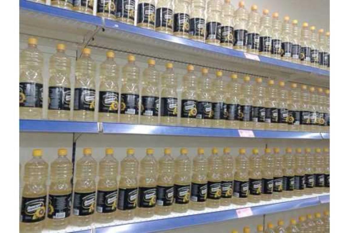 Жители Дебальцево поделились фото из "отжатого" супермаркета "АТБ": "Разнообразие - почти как в СССР" Жители Дебальцево поделились фото из "отжатого" супермаркета "АТБ": "Разнообразие - почти как в СССР"