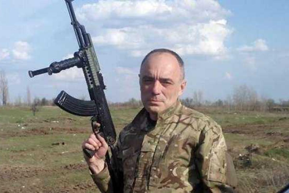 Точку в войне на Донбассе должны ставить не политики, а люди с оружием- волонтер