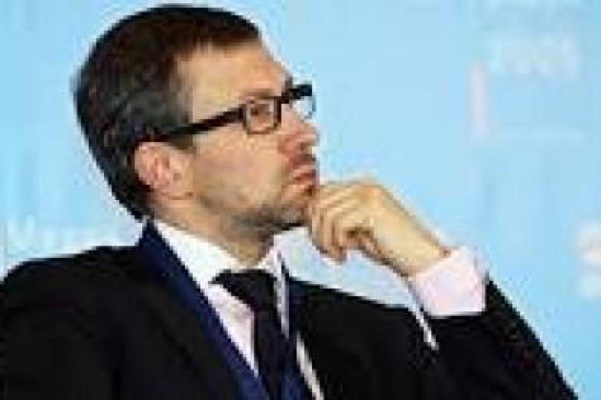 Политолог Суркова высказался относительно роспуска "ЛДНР" Политолог Суркова высказался относительно роспуска "ЛДНР"