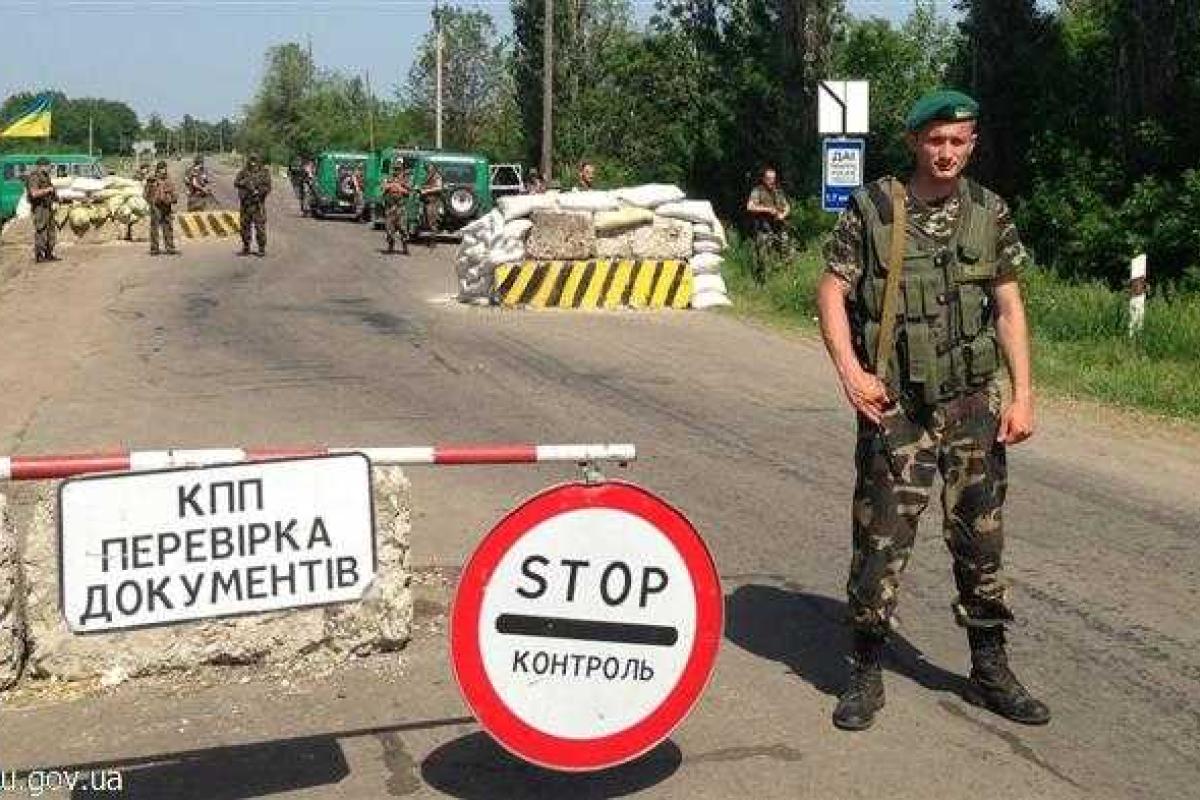 Ситуация на блокпостах в зоне АТО стабильна: большие очереди в Марьинке» Ситуация на блокпостах в зоне АТО стабильна: большие очереди в Марьинке»