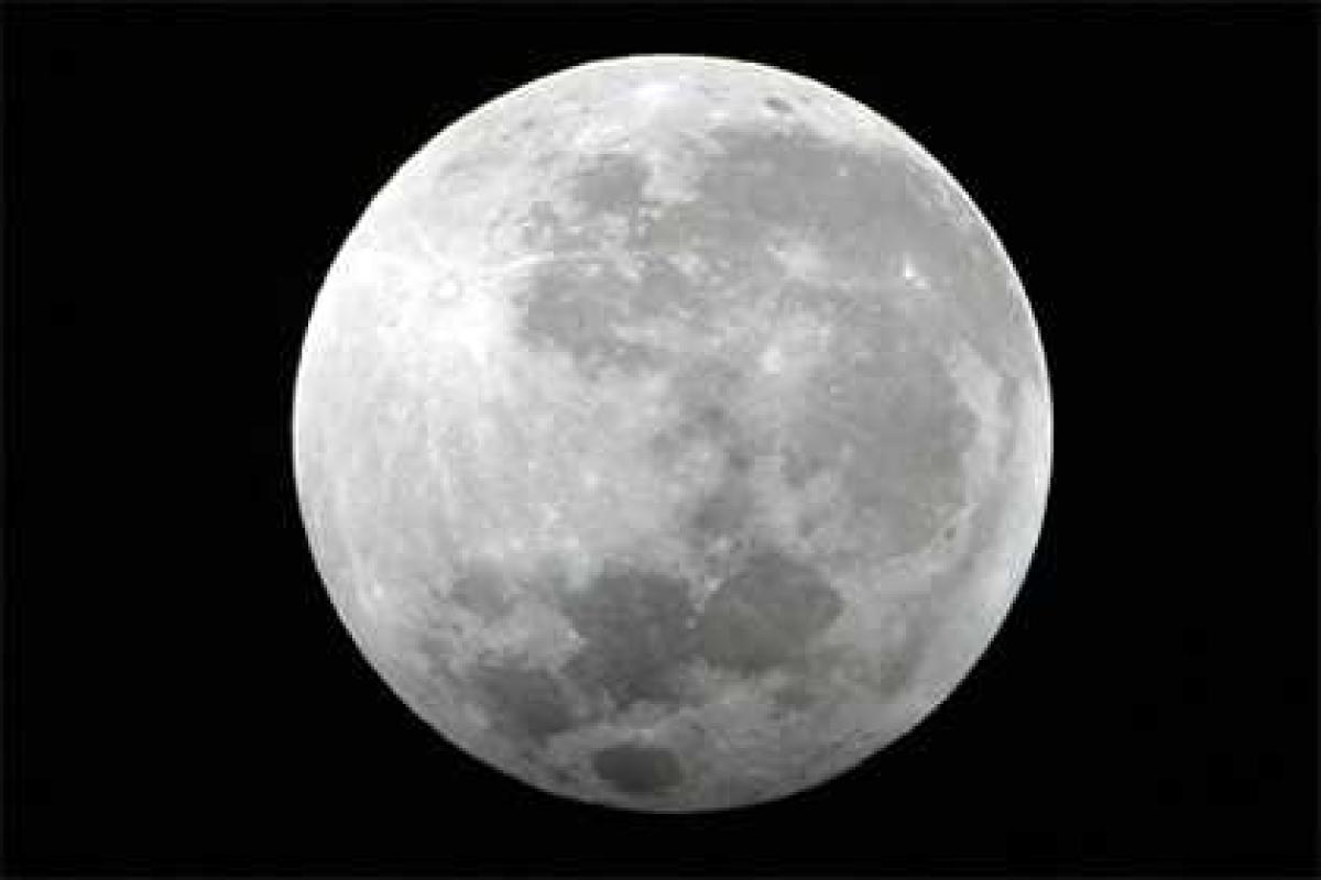 Ученые назвали главную опасность Луны для людей