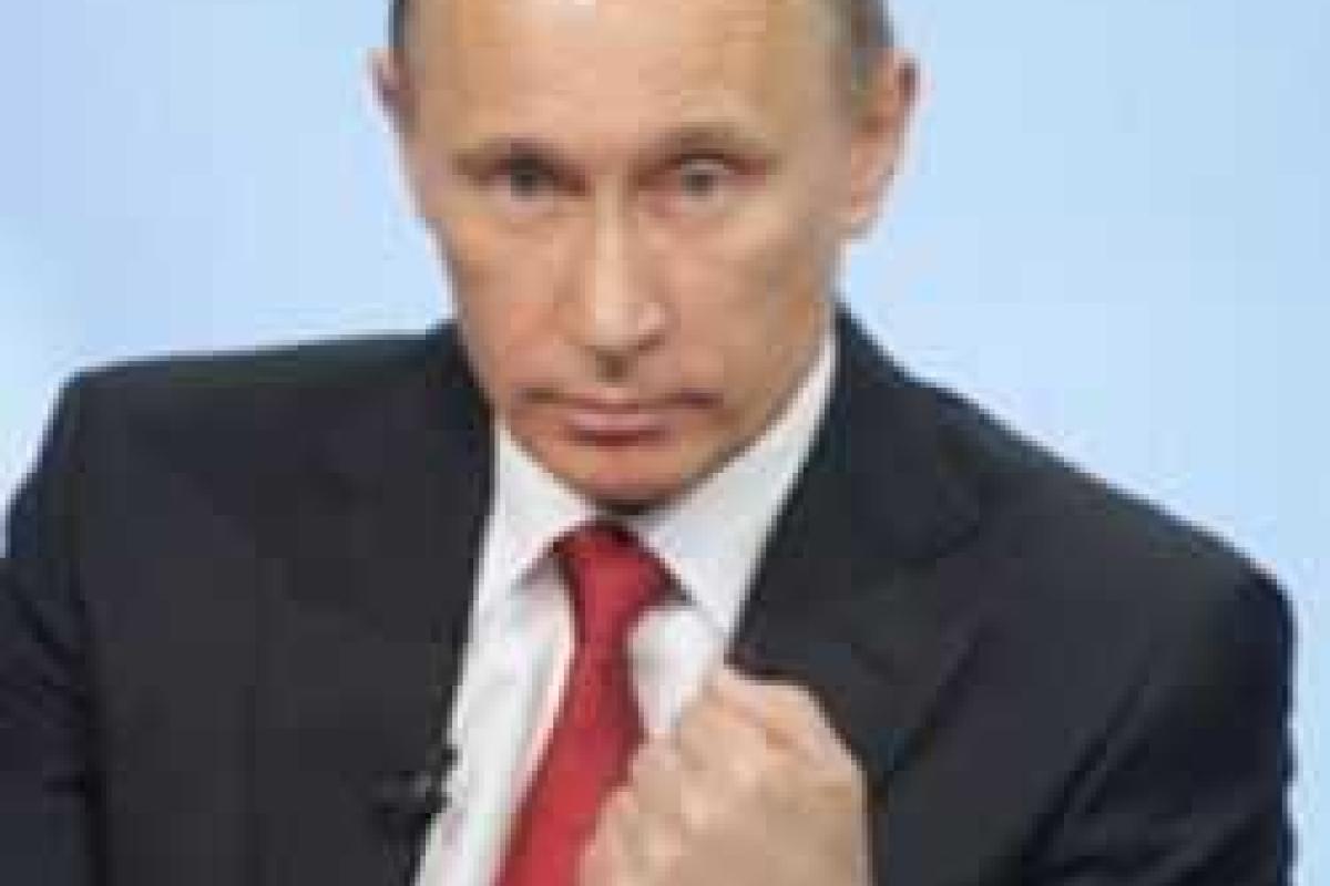 Российские СМИ сообщили, что госслужащим запретили иметь родственников за границей Российские СМИ сообщили, что госслужащим запретили иметь родственников за границей