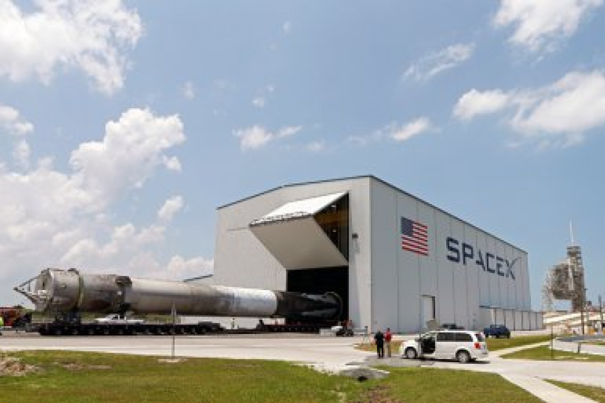 SpaceX подозревает конкурентов в организации взрыва Falcon 9 SpaceX подозревает конкурентов в организации взрыва Falcon 9