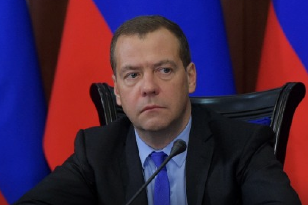 Эвакуацию Медведева из "Сколково" сняли на видео Эвакуацию Медведева из "Сколково" сняли на видео