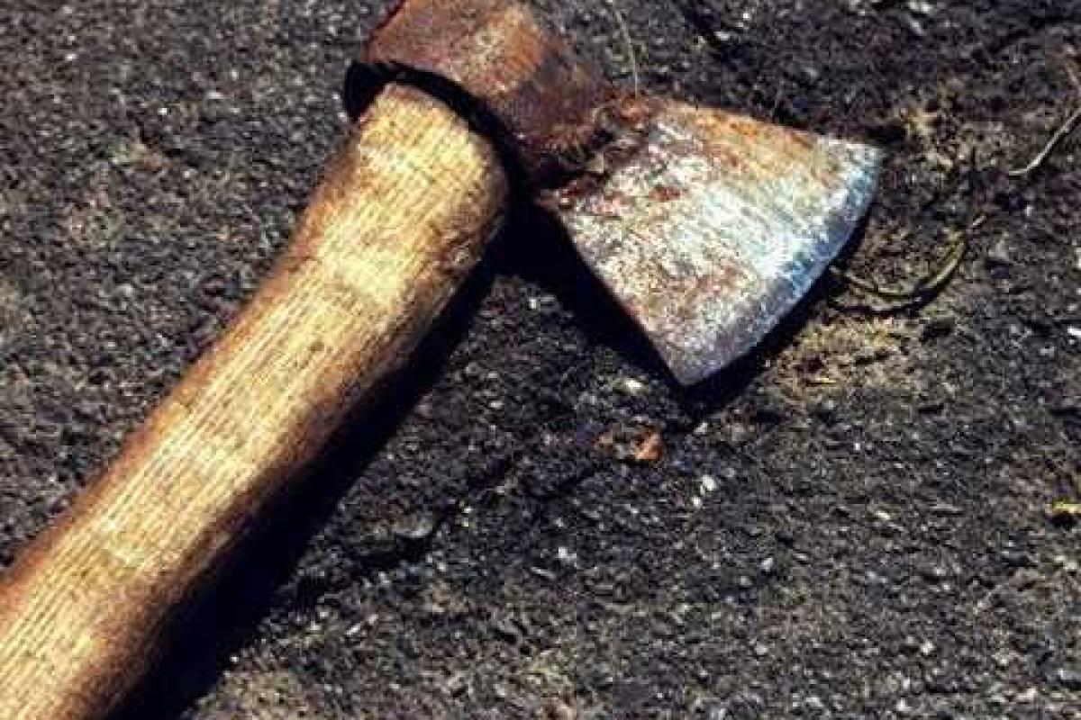 Антрацит потрясло жестокое убийство: мужчину зарубили топором Антрацит потрясло жестокое убийство: мужчину зарубили топором