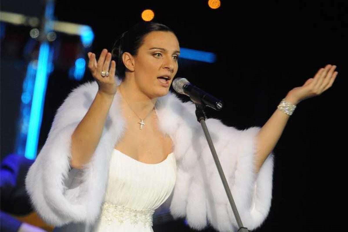 Певица Елена Ваенга поделилась подробностями семейной жизни