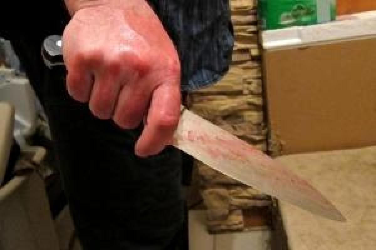 В Запорожье произошел вопиющий случай: убийца несколько дней находился в квартире с трупом В Запорожье произошел вопиющий случай: убийца несколько дней находился в квартире с трупом