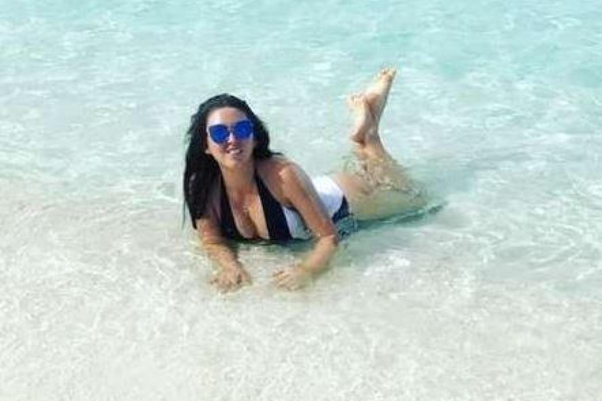 Ирина Дубцова показала фото с пляжа 