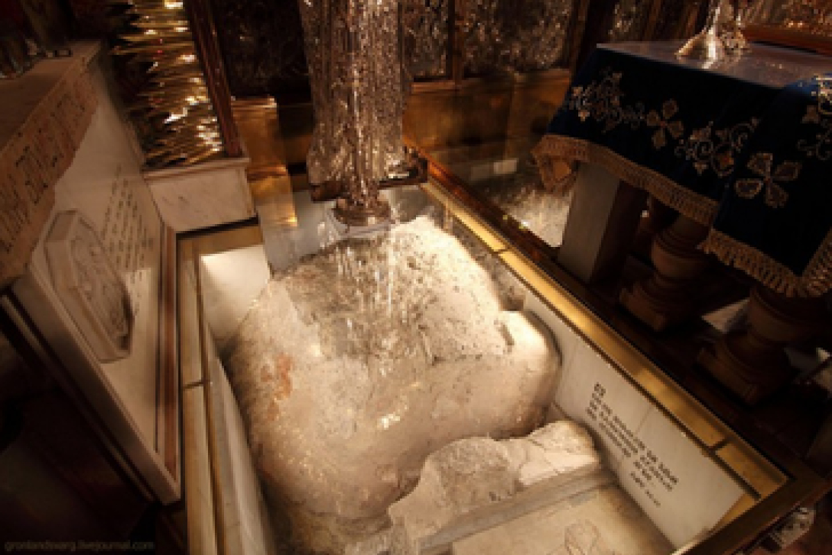 Археологи вскрыли Гроб Господень: гробница Христа оказалась целой