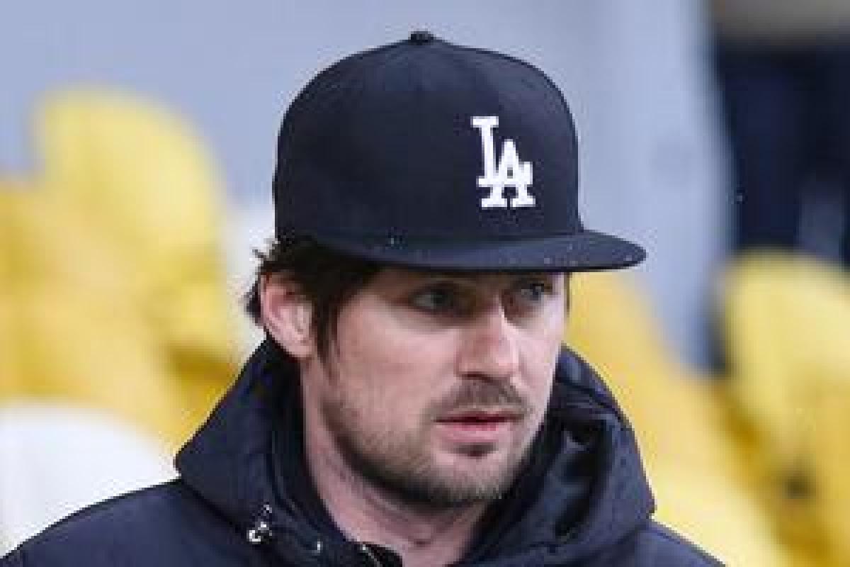 ЗМІ з'ясували, що Артем Мілевський вимагає у київського "Динамо" 1,4 мільйона доларів ЗМІ з'ясували, що Артем Мілевський вимагає у київського "Динамо" 1,4 мільйона доларів