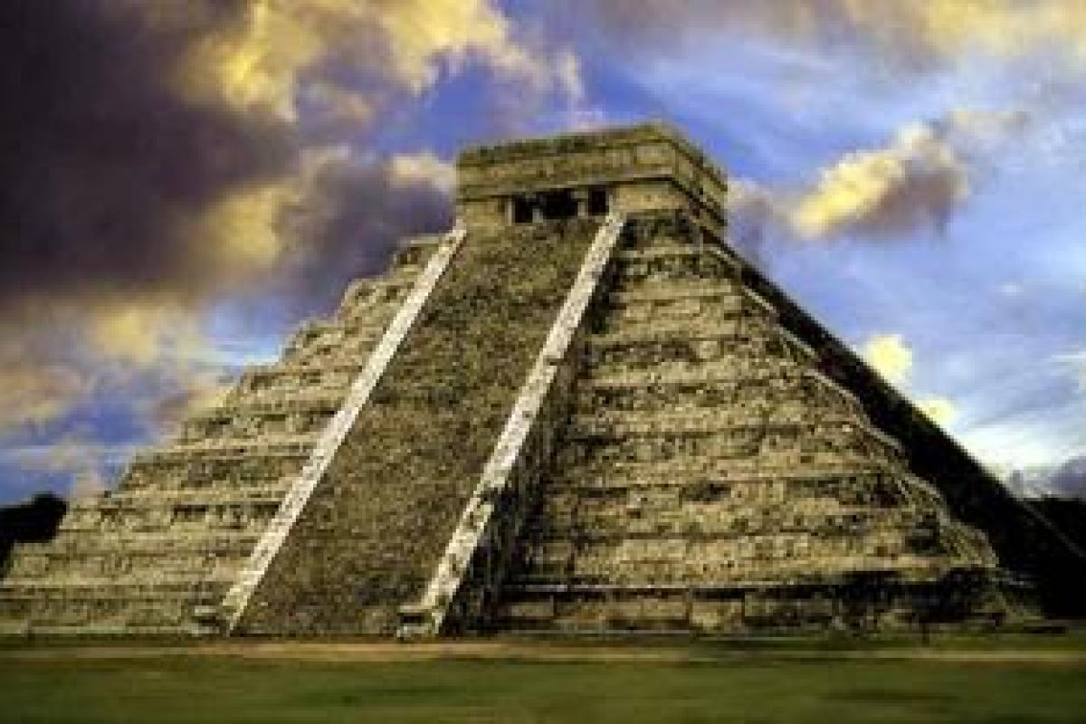 Внутри пирамиды в священном городе майя есть еще одна пирамида 1500-летней давности - ученые