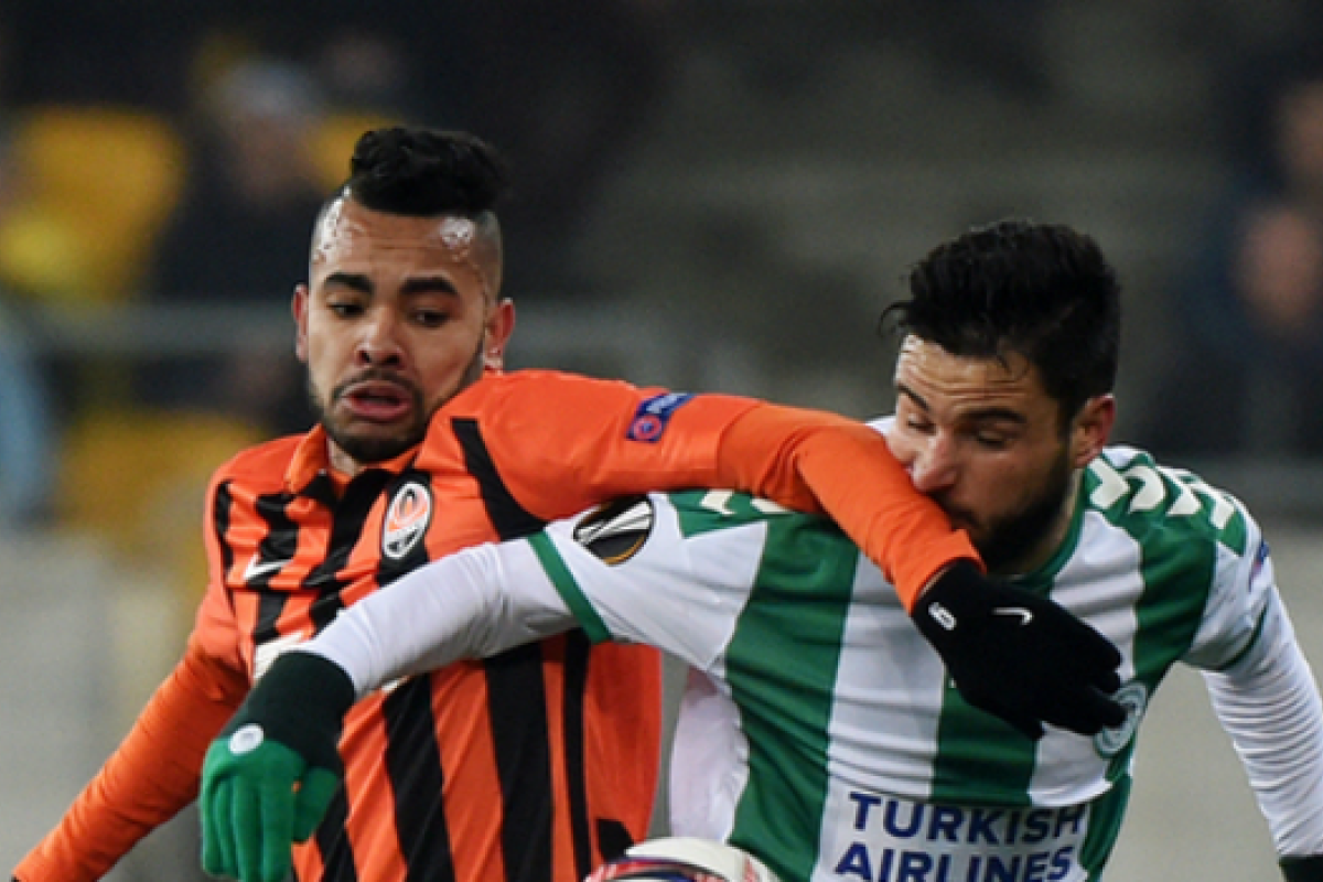 Донецкий Шахтер разгромил турецкий Коньяспор со счетом 4:0 Донецкий Шахтер разгромил турецкий Коньяспор со счетом 4:0