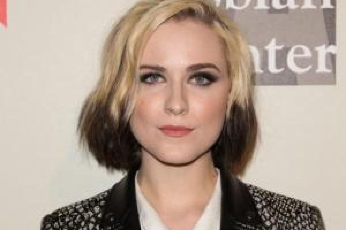 Актриса Эван Рейчел Вуд призналась, что дважды пережила изнасилование