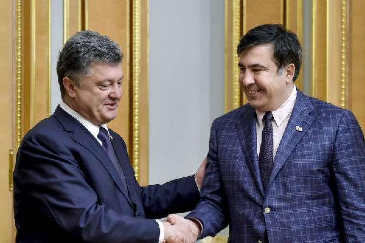 Саакашвілі повідомив, що зустрівся з Порошенком Саакашвілі повідомив, що зустрівся з Порошенком