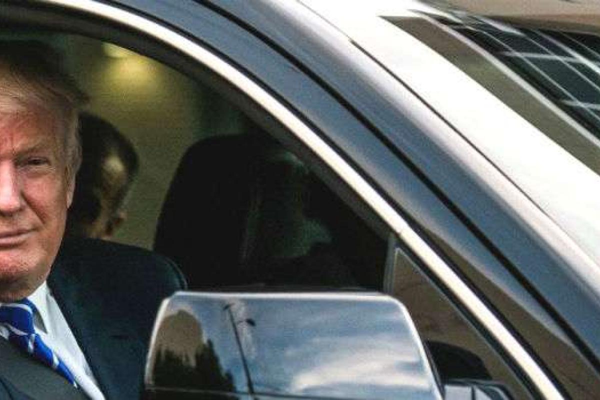 Историк рассказал, в чем Трамп уже обогнал Путина