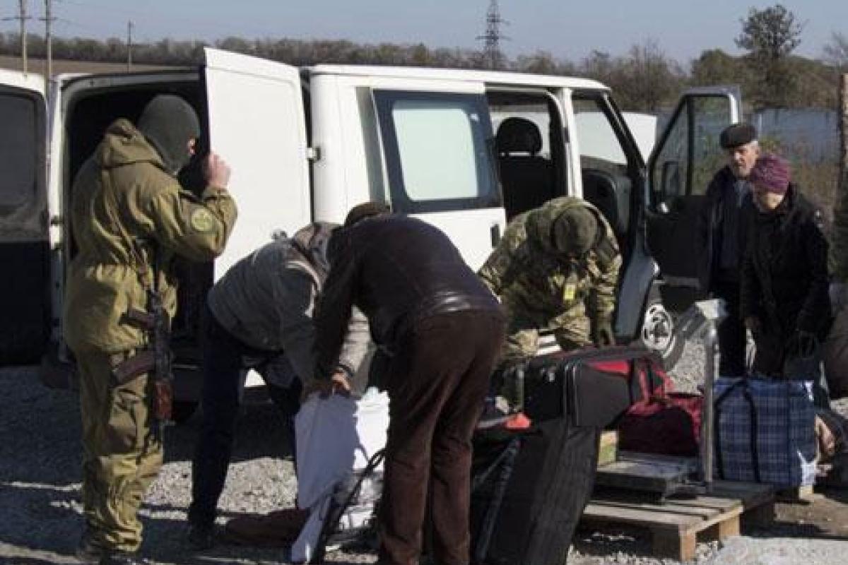На окуповану частину Донбасу можна буде офіційно ввозити деякі товари