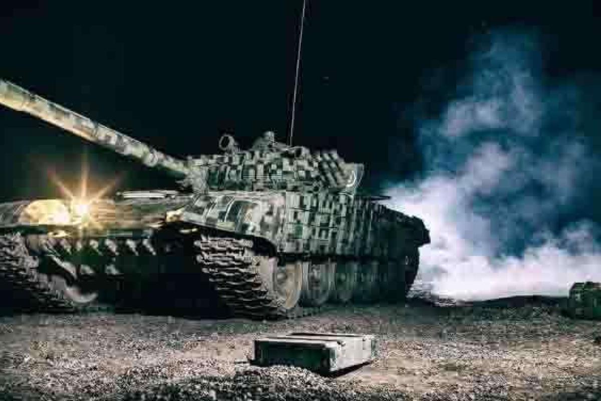 Поселок Широкино боевики "ДНР" активно обстреливали из танков 