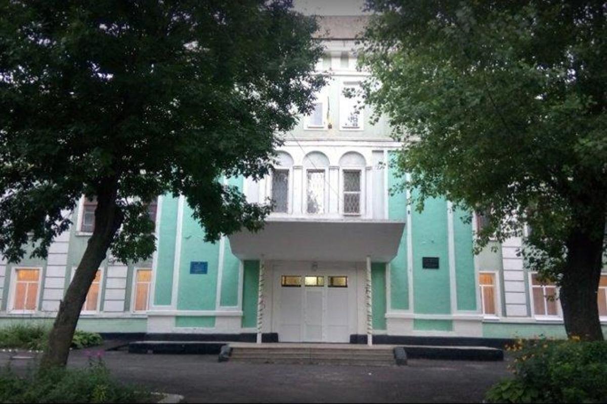 В Днепре горела школа: в огне погиб 68-летний физрук В Днепре горела школа: в огне погиб 68-летний физрук