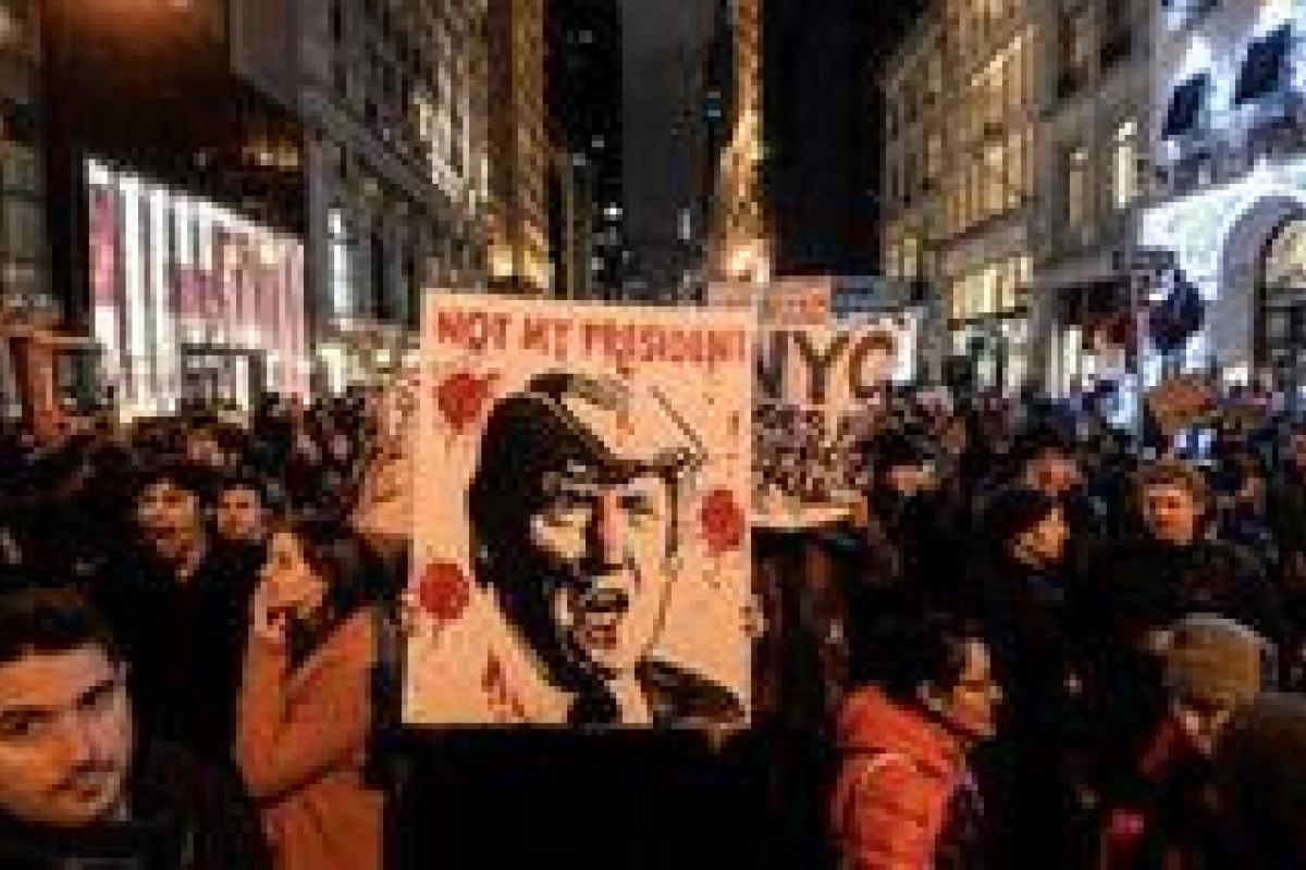 Возможен ли "Майдан" в США после неожиданной победы Трампа - мнение Возможен ли "Майдан" в США после неожиданной победы Трампа - мнение